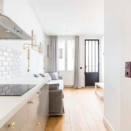 Practical Studio, Montparnasse